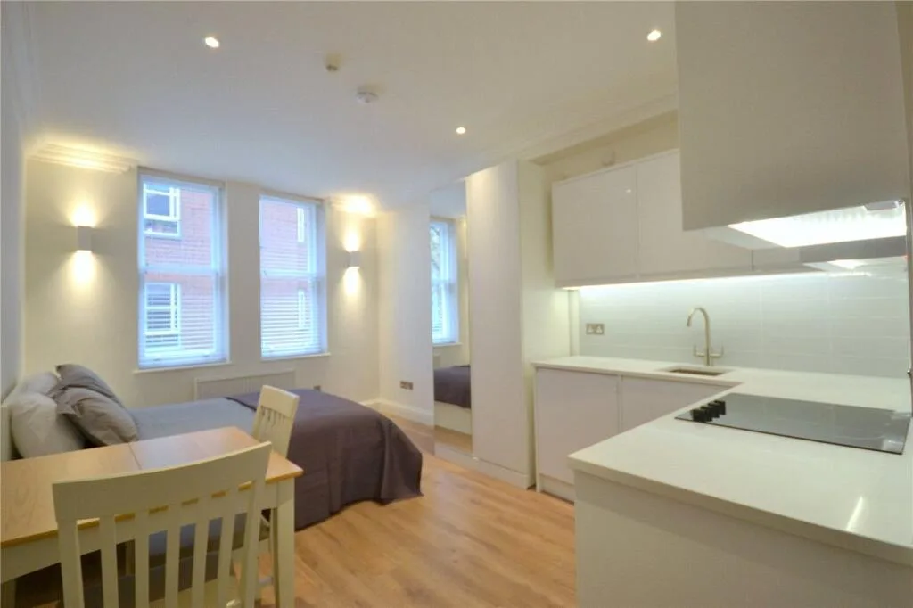 Studio flat for rent