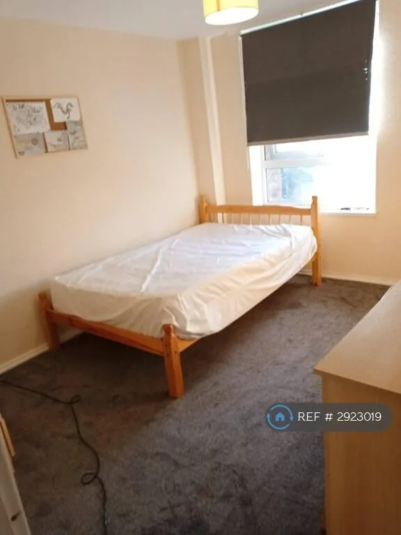 4 bedroom maisonette for rent