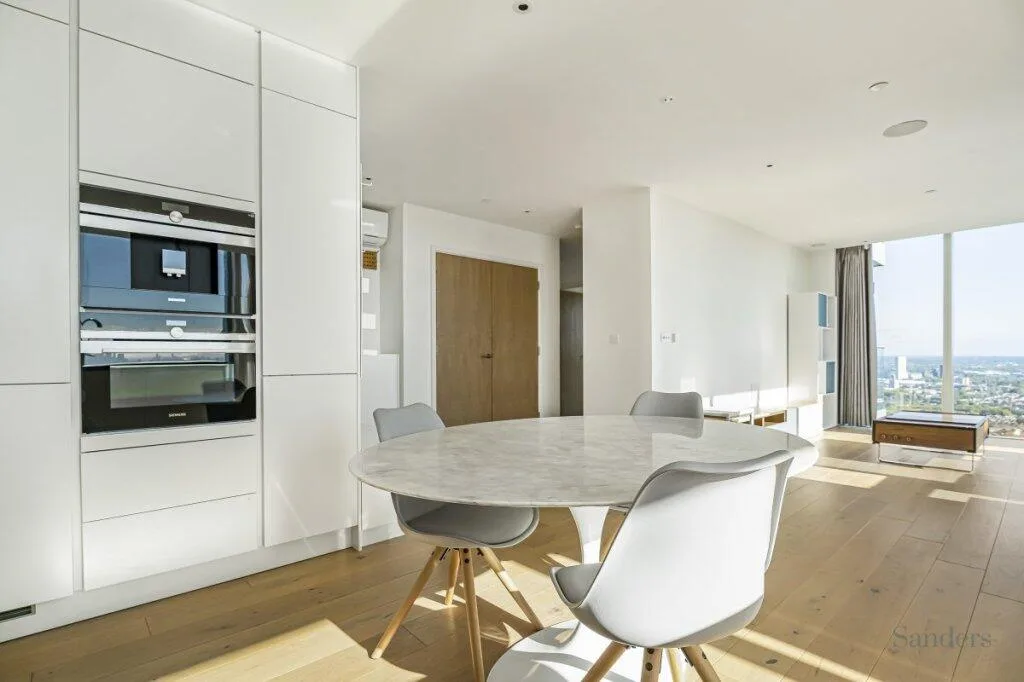 3 bedroom flat for rent