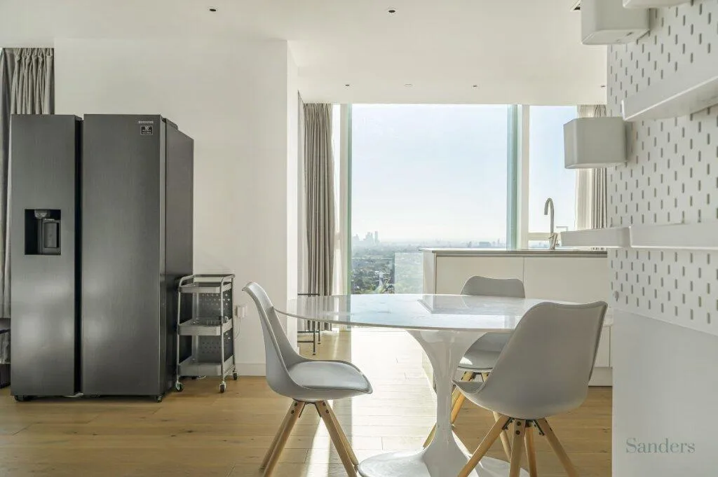 3 bedroom flat for rent