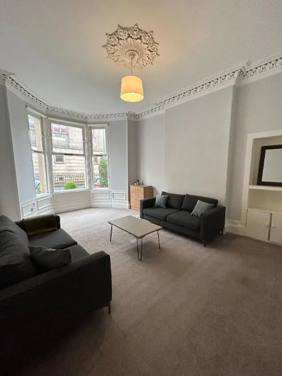 5 bedroom flat for rent