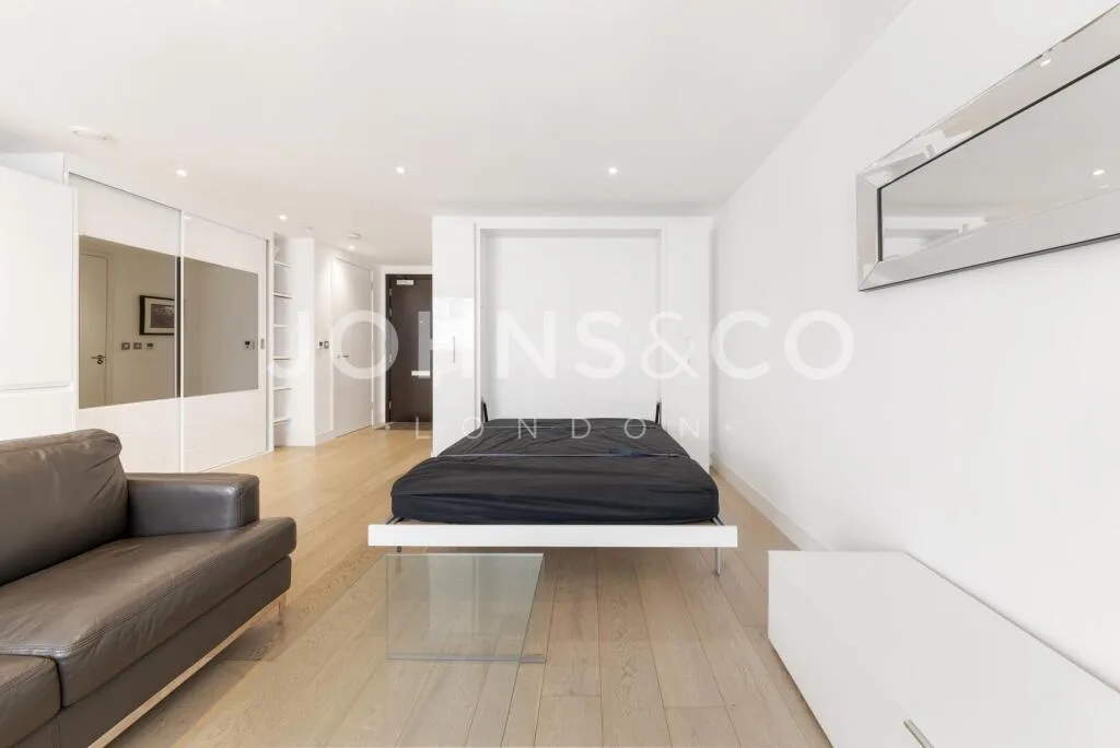 Studio apartment for rent