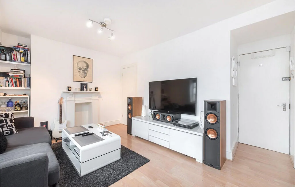 1 bedroom flat for rent