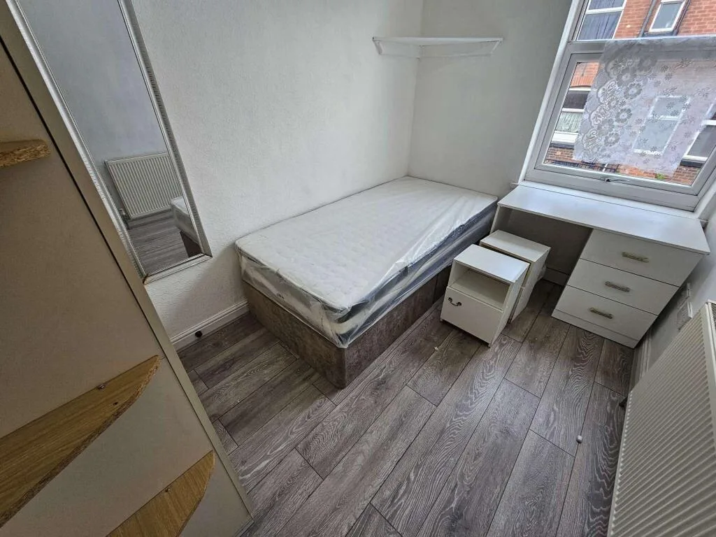 4 bedroom terraced house for rent