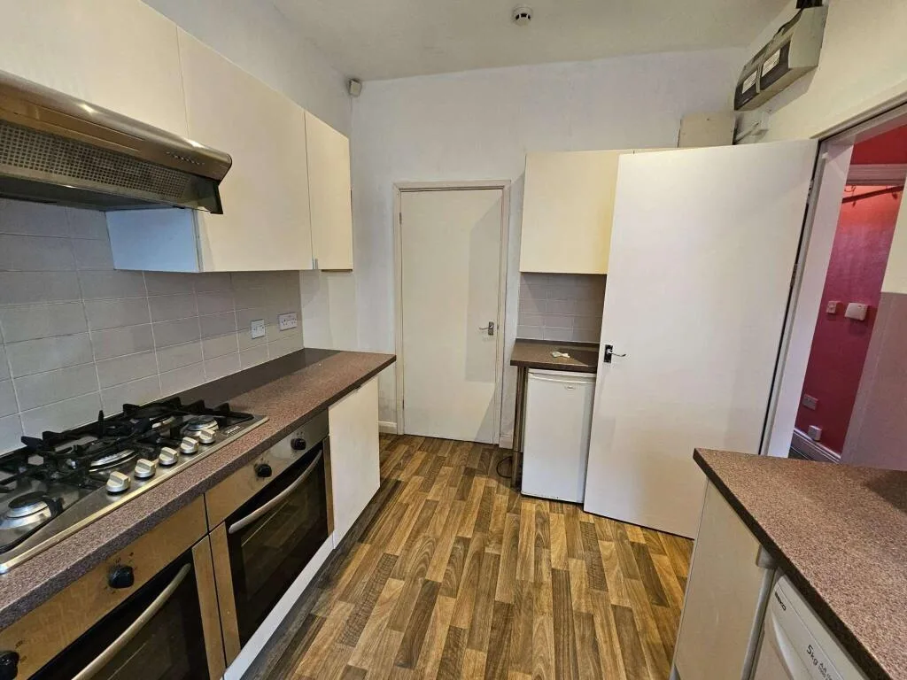 4 bedroom terraced house for rent