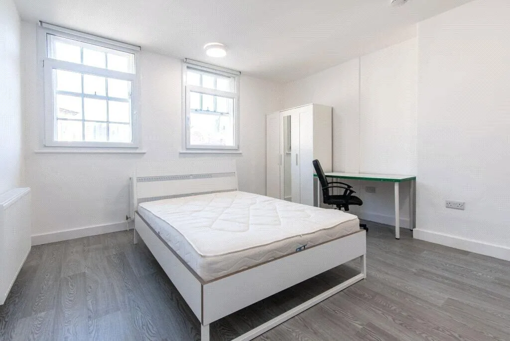 4 bedroom apartment for rent