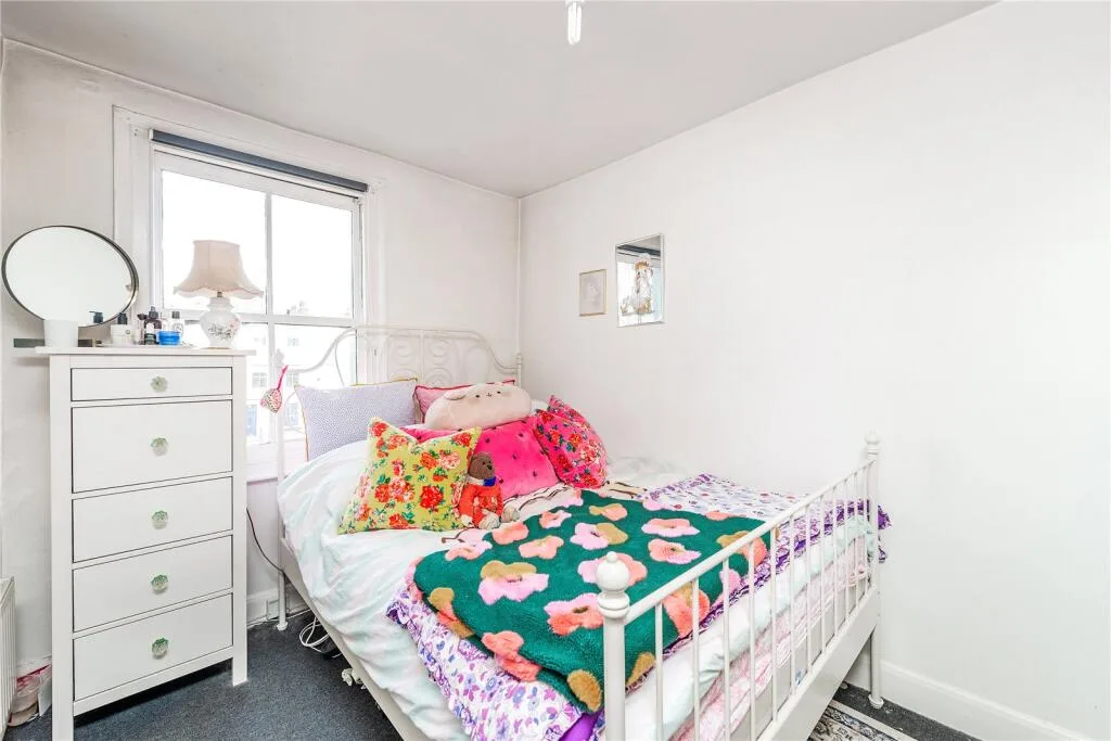 1 bedroom end of terrace house for rent