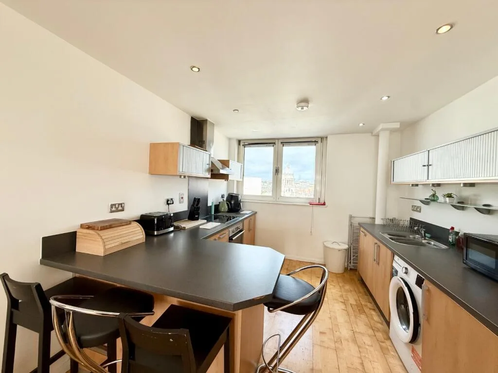 3 bedroom apartment for rent