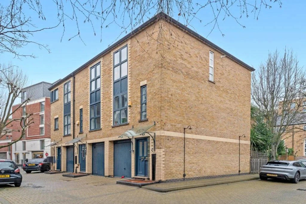 3 bedroom terraced house for rent