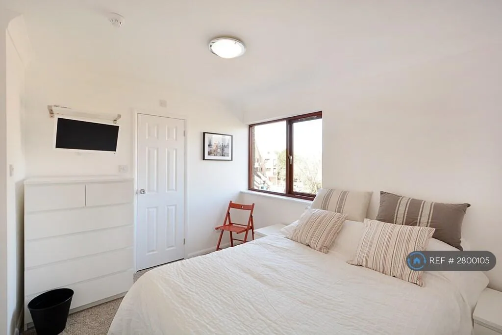 4 bedroom flat for rent