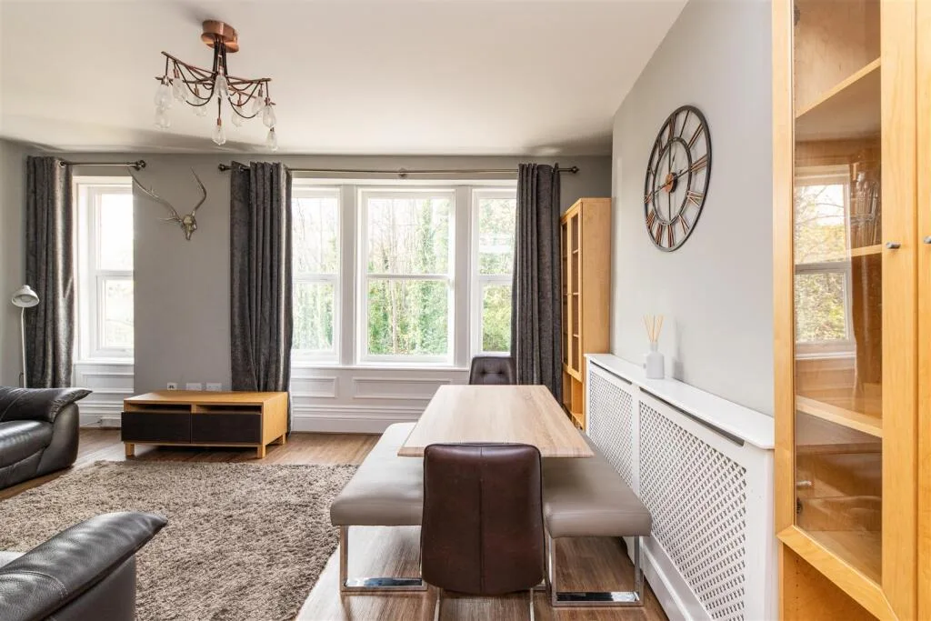 2 bedroom flat for rent
