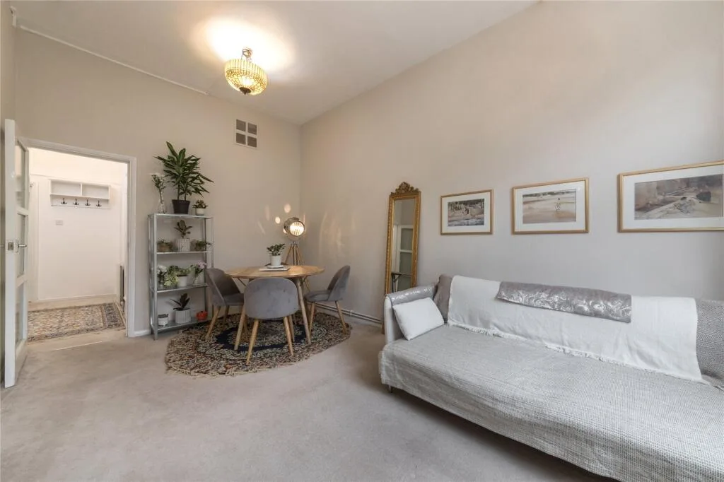 1 bedroom flat for rent