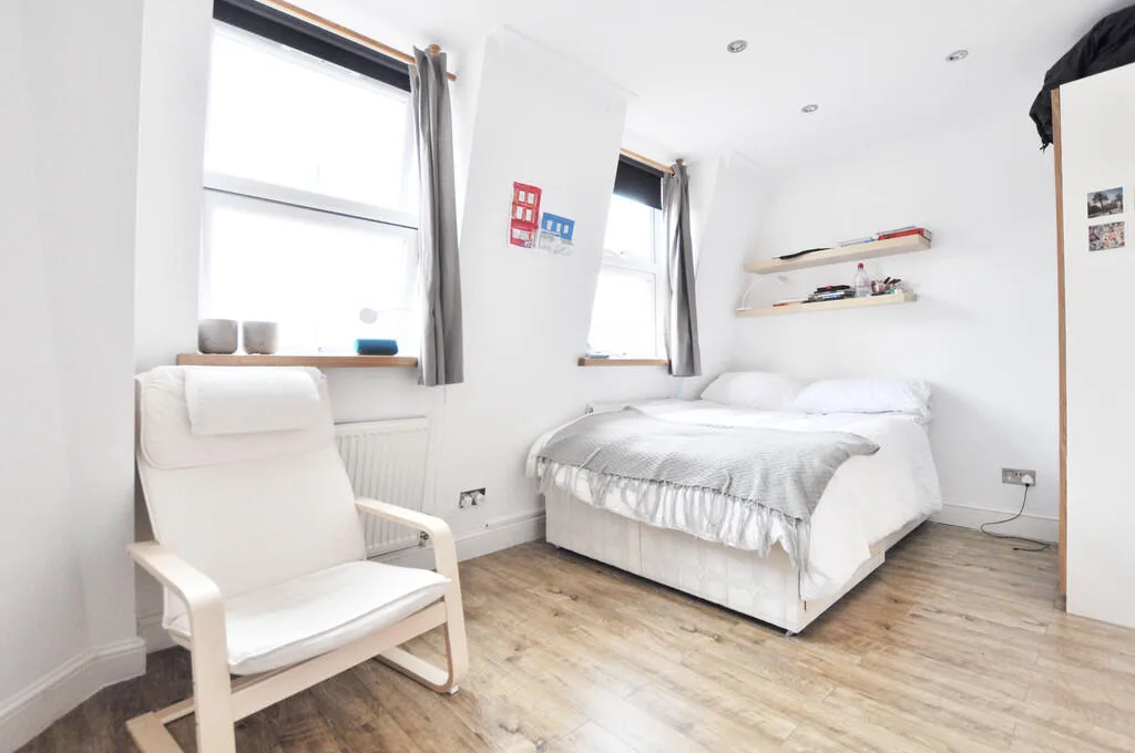 4 bedroom flat for rent
