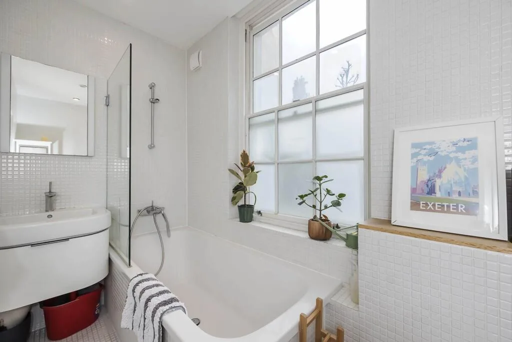 2 bedroom maisonette for rent