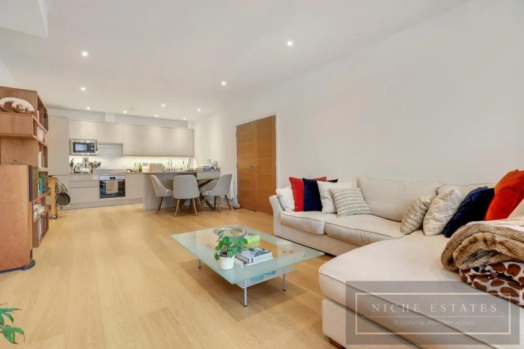 2 bedroom duplex for rent