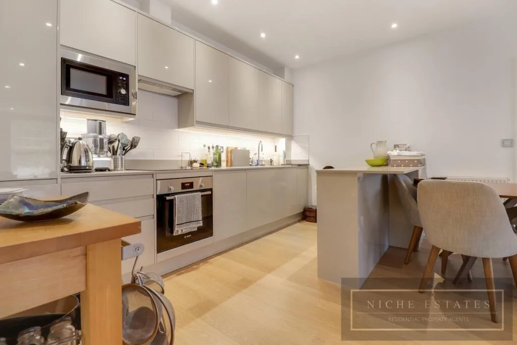 2 bedroom duplex for rent