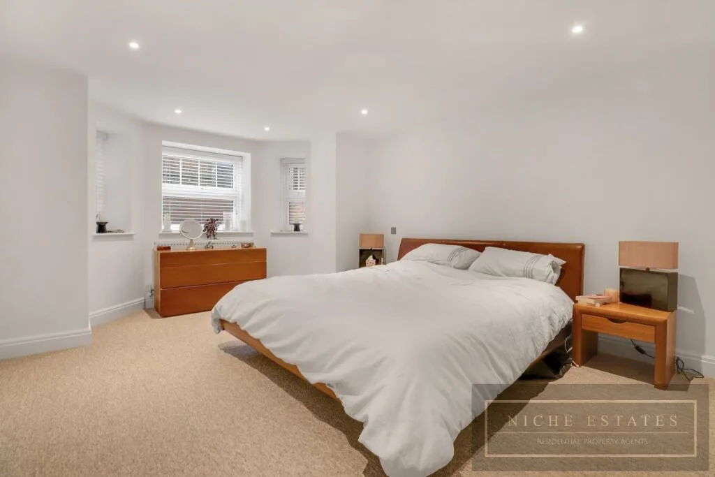 2 bedroom duplex for rent
