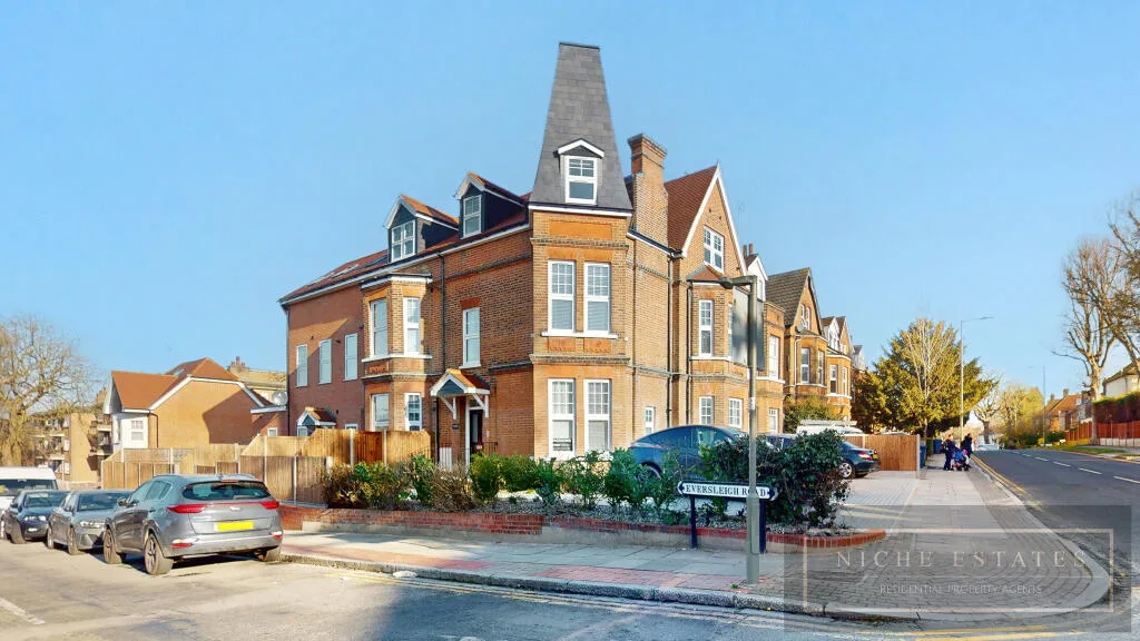 2 bedroom duplex for rent