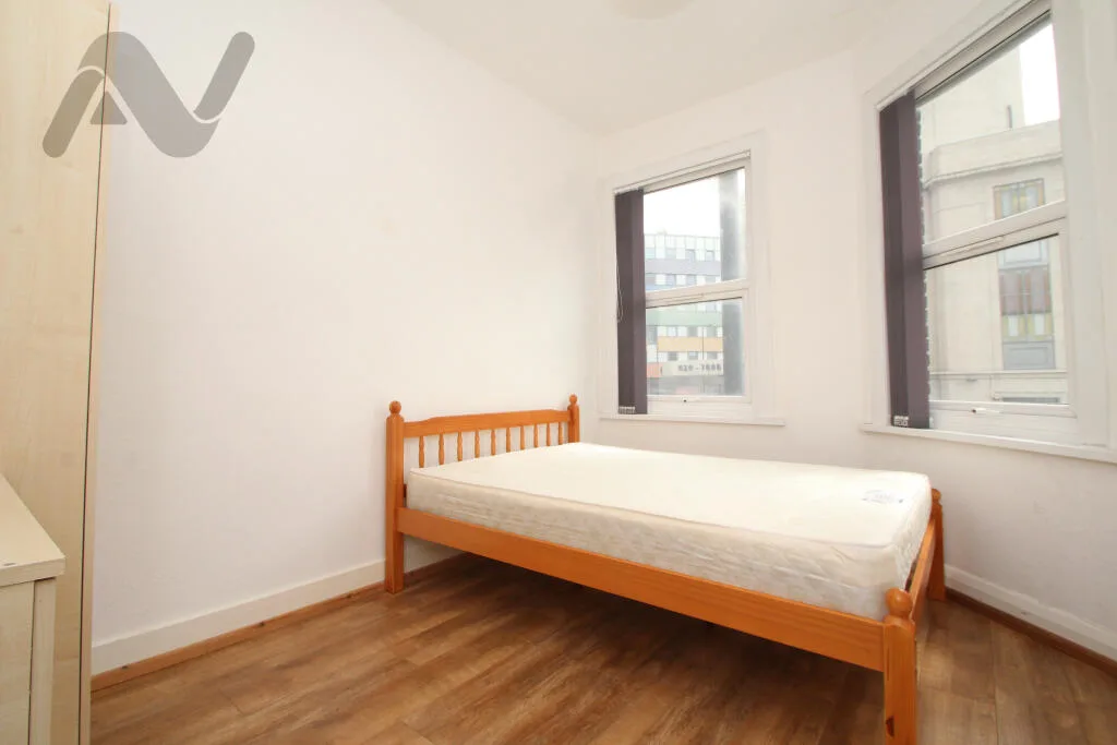 3 bedroom maisonette for rent