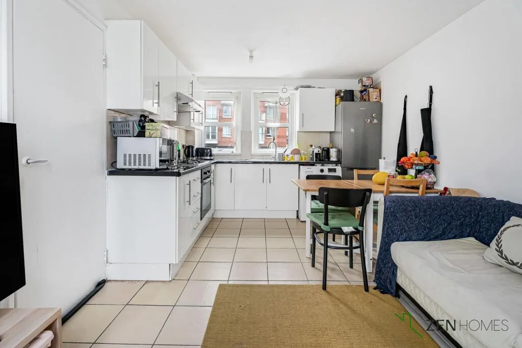 2 bedroom maisonette for rent