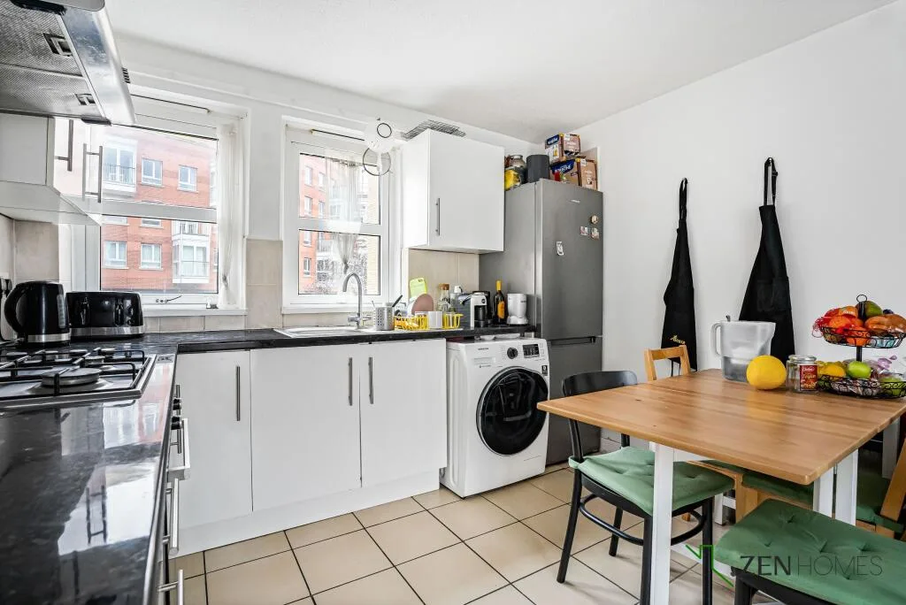 2 bedroom maisonette for rent