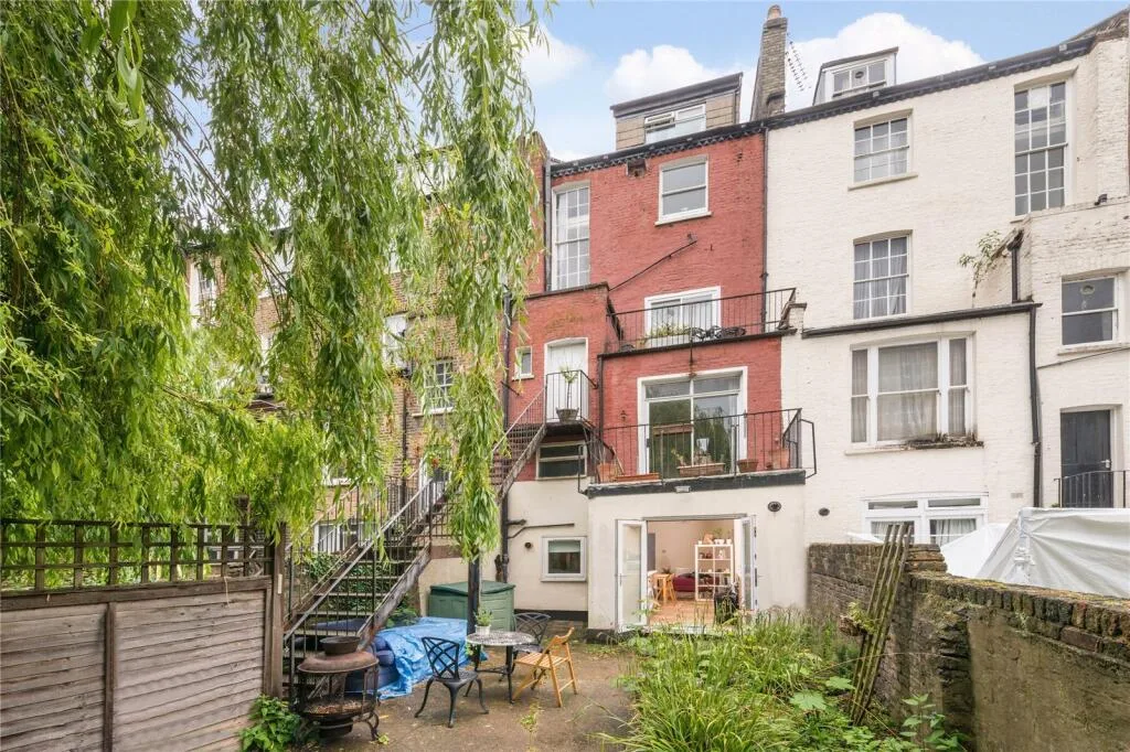 2 bedroom flat for rent