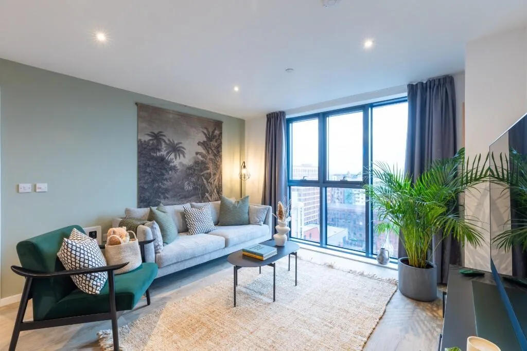 3 bedroom flat for rent