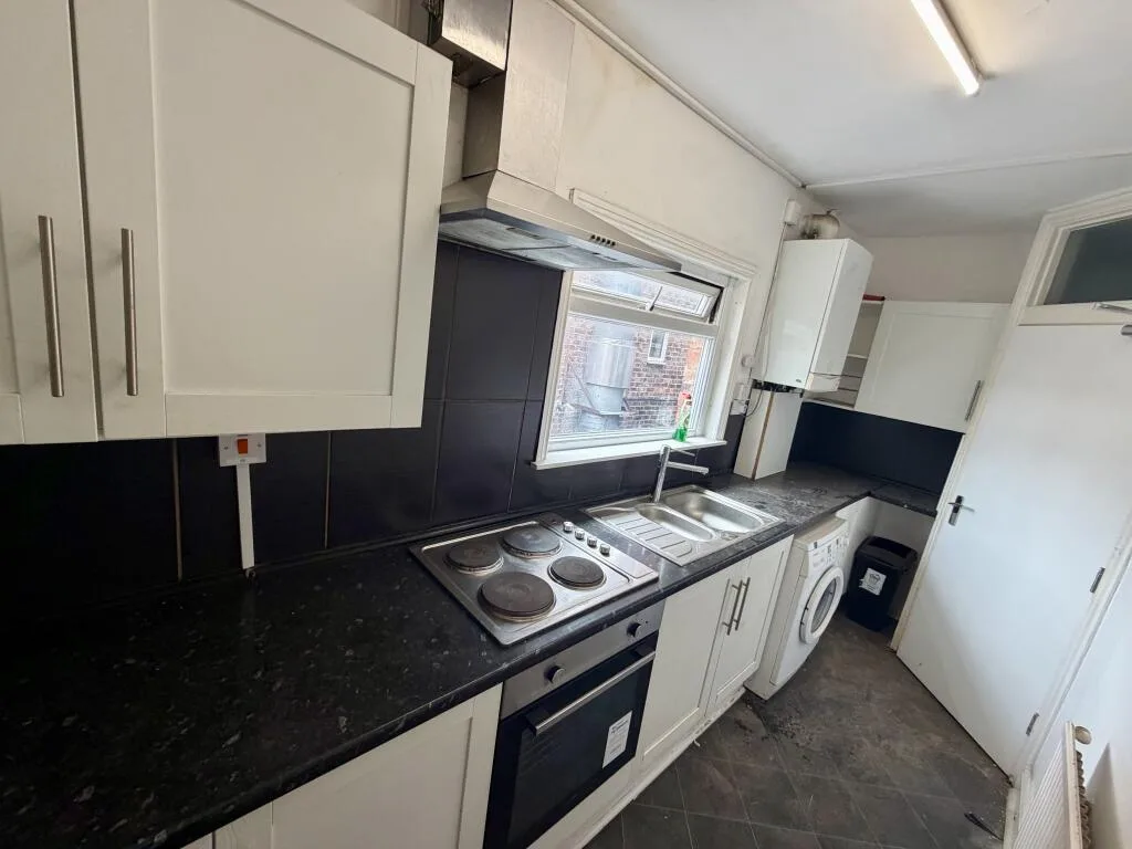 5 bedroom apartment for rent