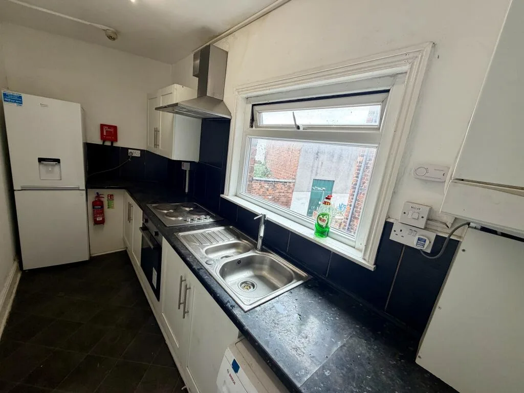 5 bedroom apartment for rent