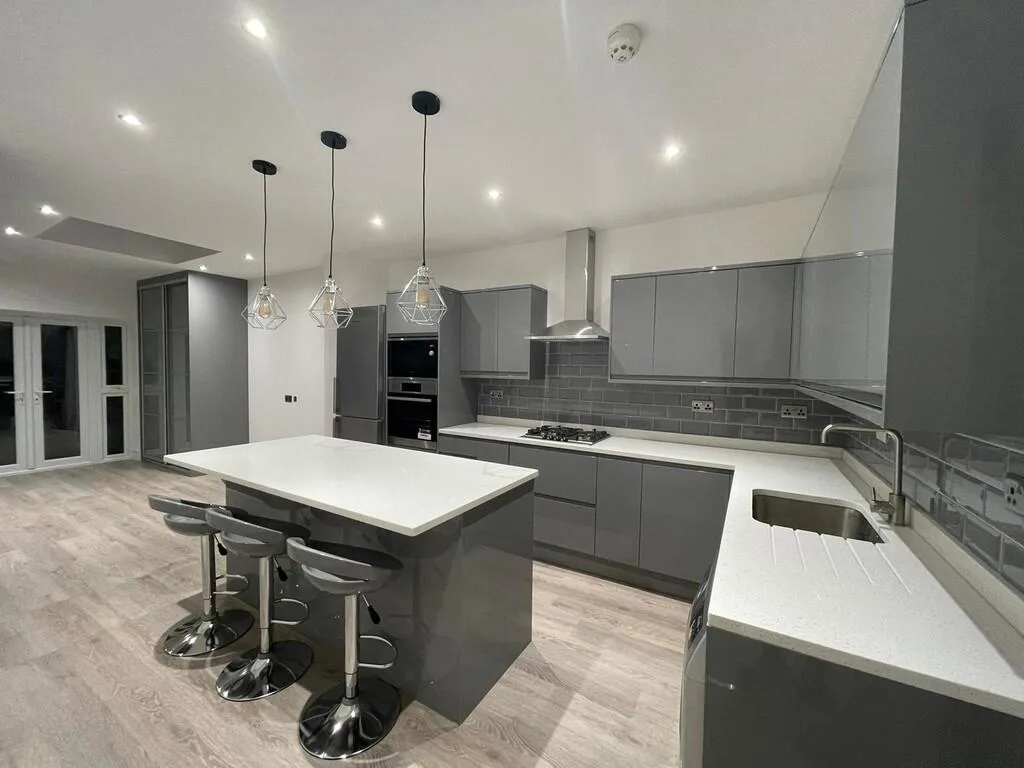 1 bedroom flat share for rent