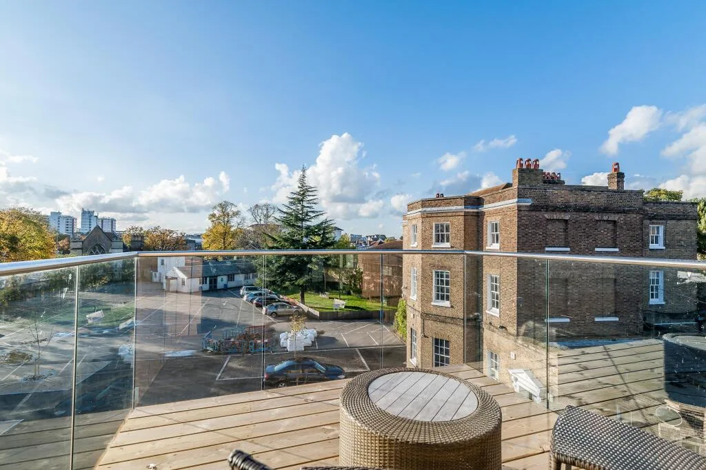 3 bedroom flat for rent