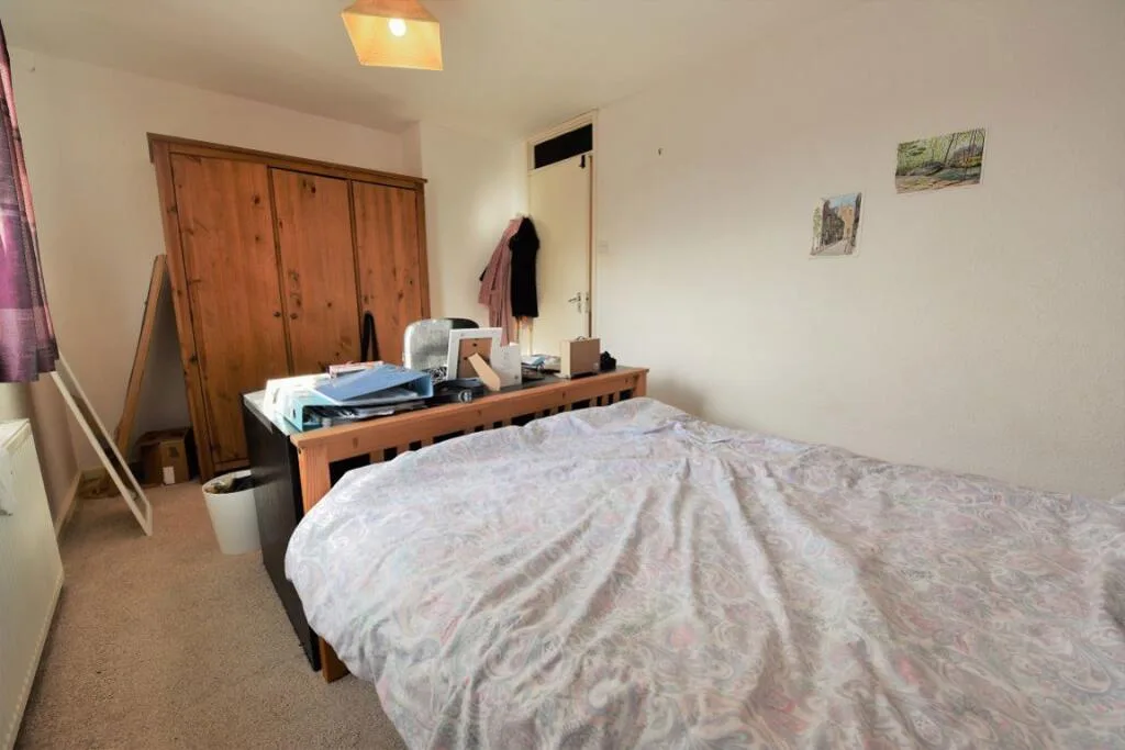 2 bedroom house for rent