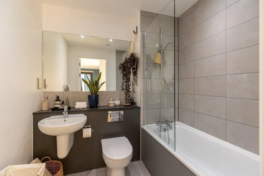 3 bedroom flat for rent