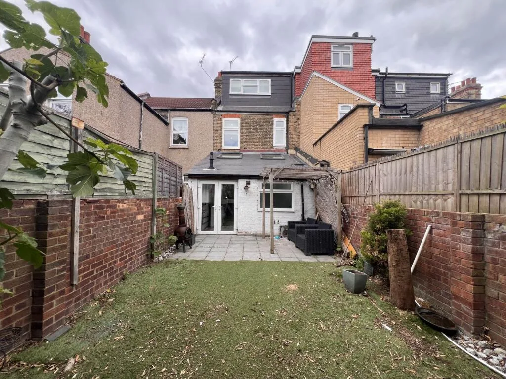 3 bedroom terraced house for rent