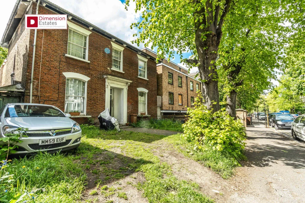 Studio flat for rent