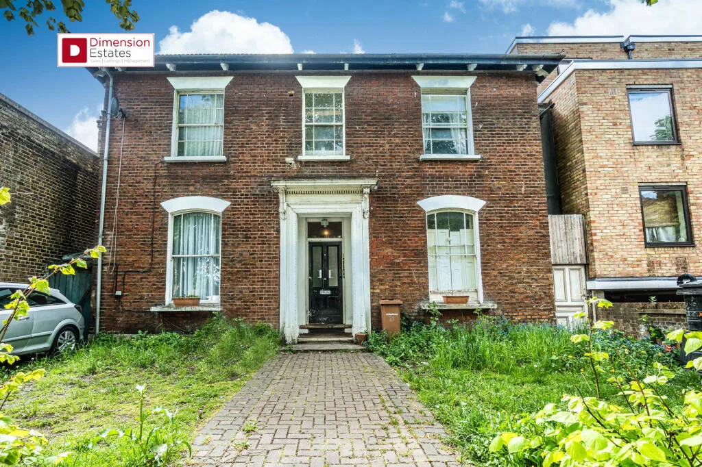 Studio flat for rent