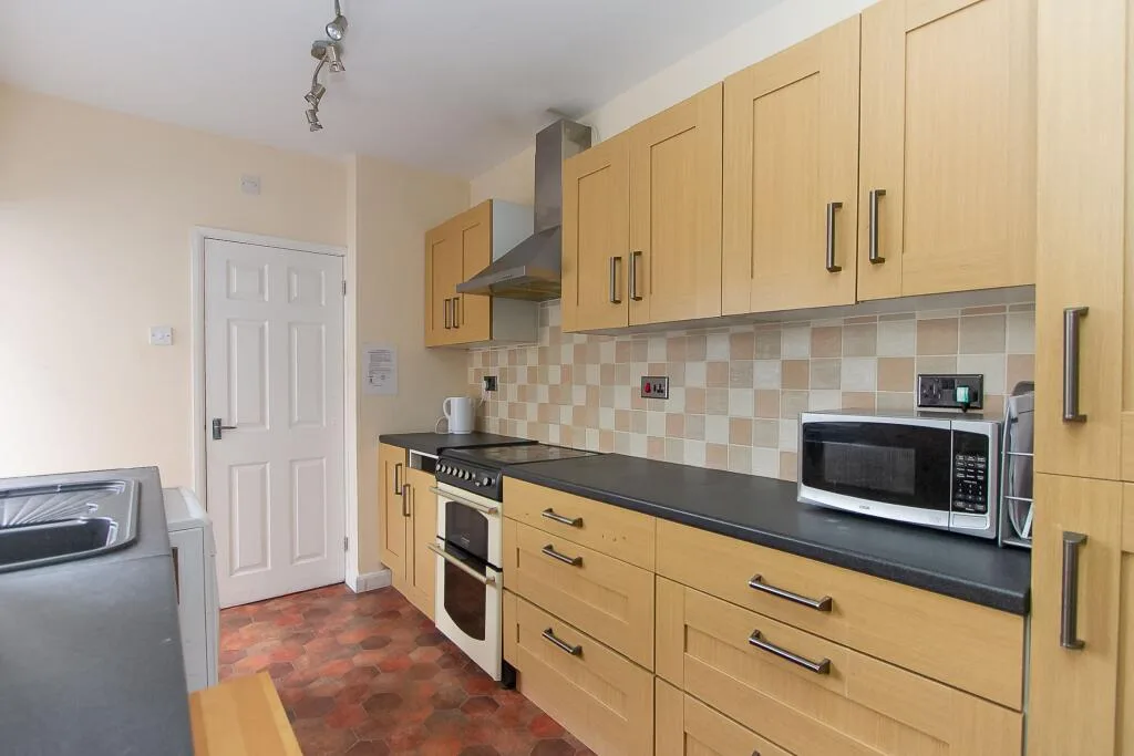 4 bedroom terraced house for rent
