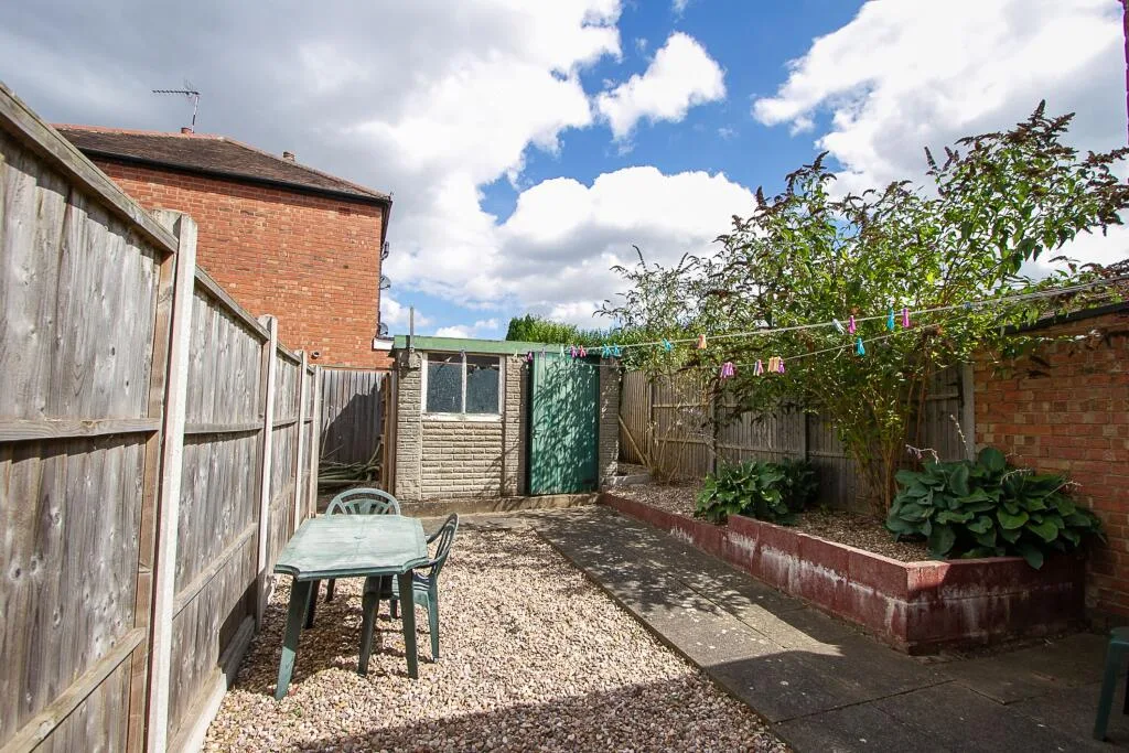 4 bedroom terraced house for rent