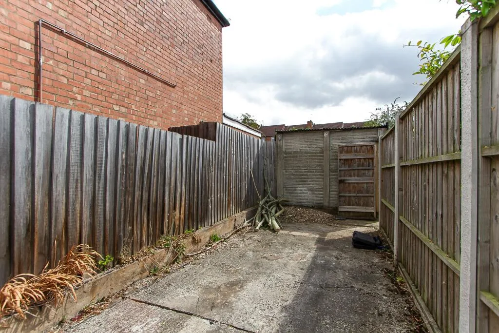 4 bedroom terraced house for rent
