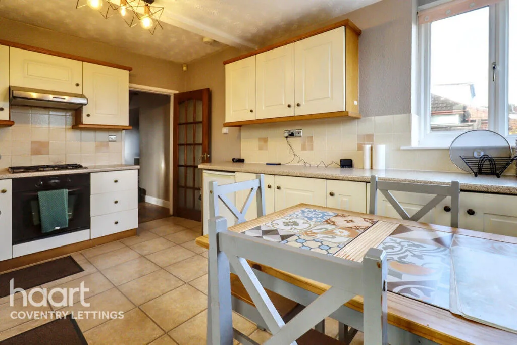 3 bedroom bungalow for rent