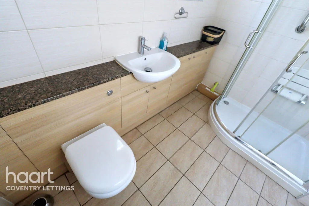 3 bedroom bungalow for rent