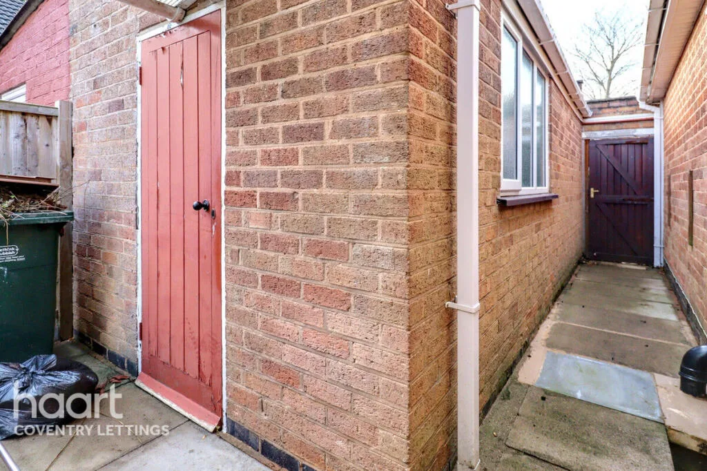 3 bedroom bungalow for rent