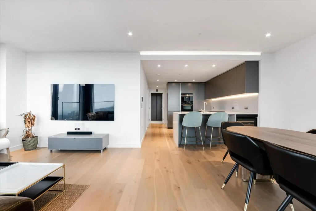3 bedroom flat for rent