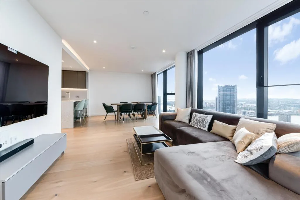 3 bedroom flat for rent