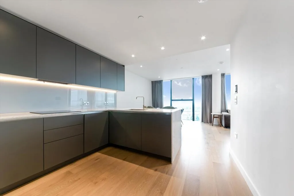 3 bedroom flat for rent