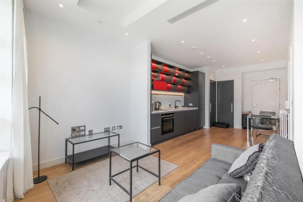 Studio apartment for rent