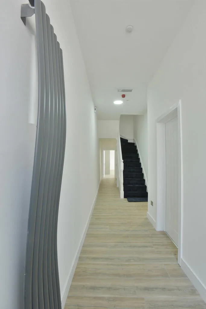 1 bedroom house share for rent