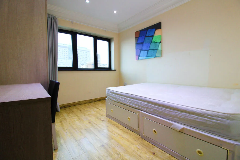 4 bedroom apartment for rent