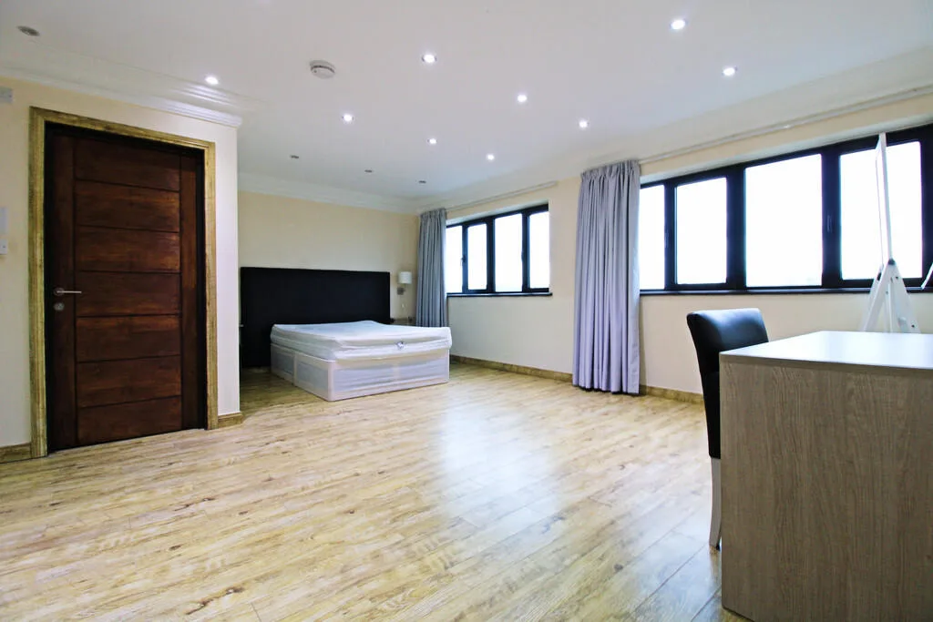 4 bedroom apartment for rent
