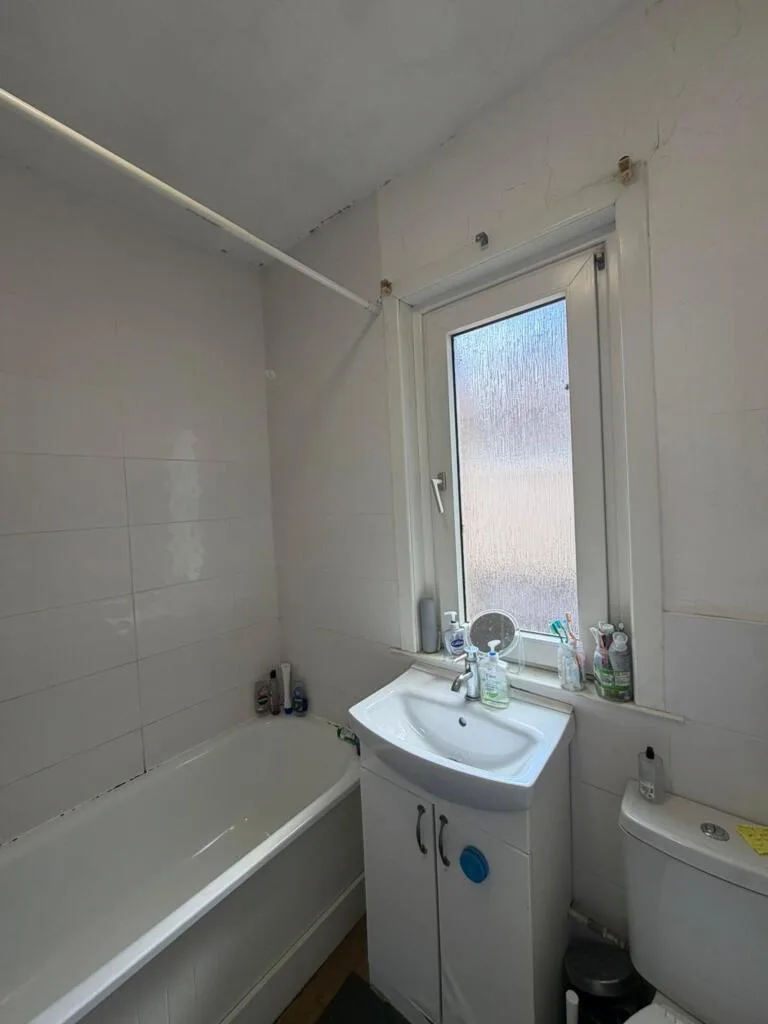 1 bedroom maisonette for rent